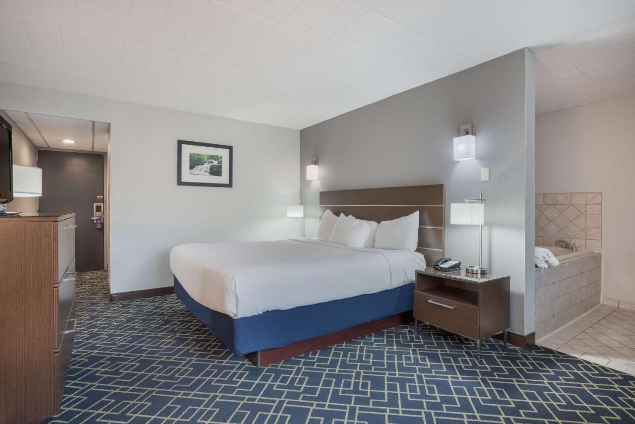 Best Western Hunt'S Landing Hotel Matamoras Milford Екстер'єр фото