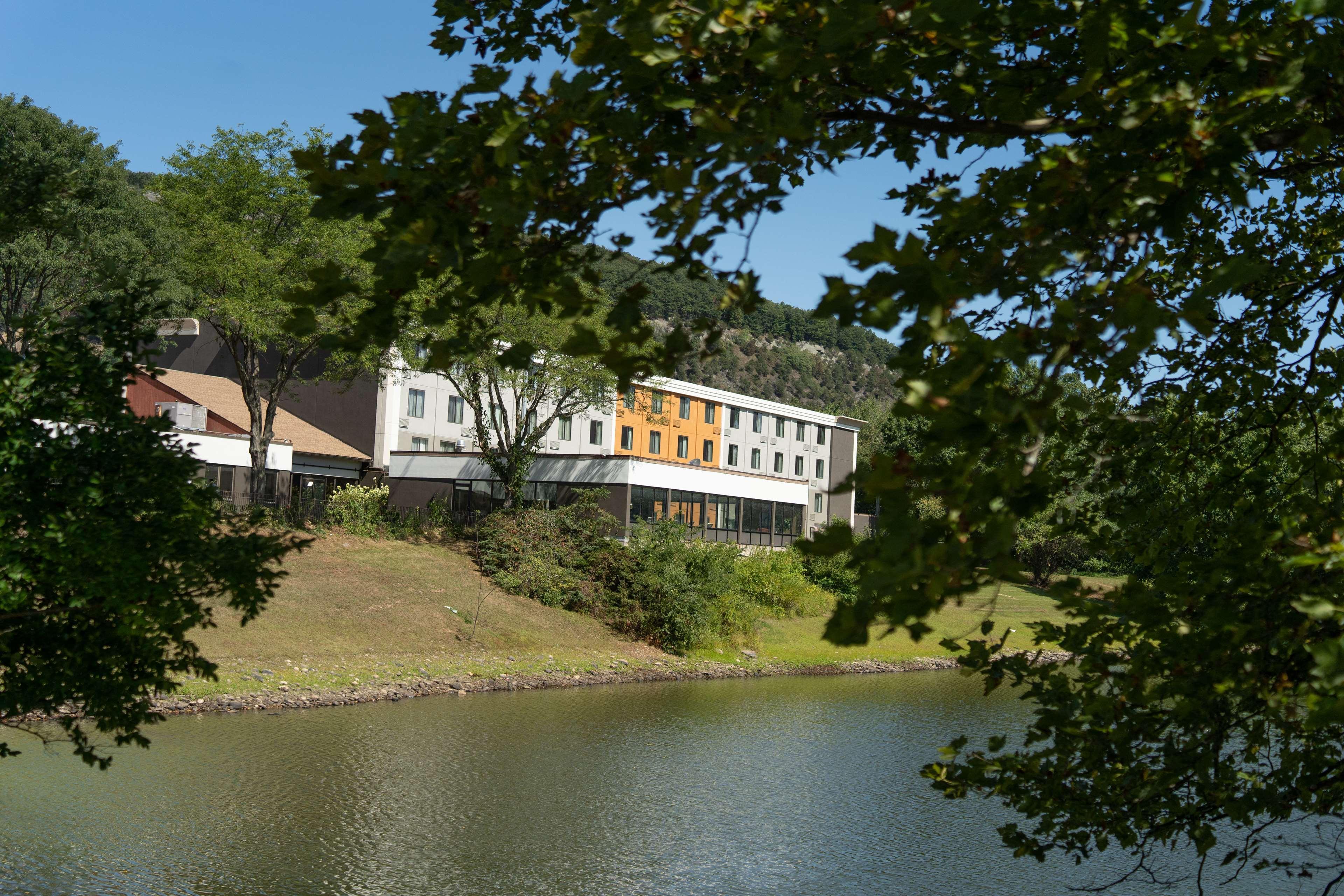 Best Western Hunt'S Landing Hotel Matamoras Milford Екстер'єр фото